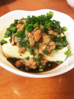 お豆腐の梅・大葉・納豆のせ☆-レシピのメイン写真