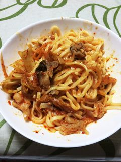 ピリ辛キムチうどん-レシピのメイン写真