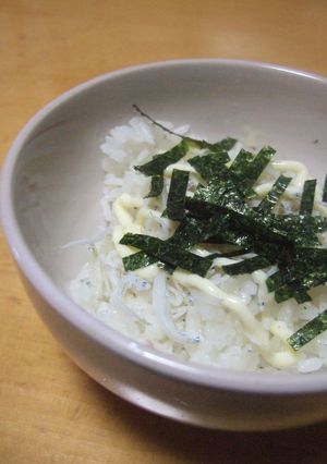 のせるだけ！簡単！☆しらす＋マヨご飯-レシピのメイン写真