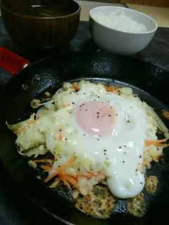 ポテサラとチーズの巣ごもり目玉焼き。-レシピのメイン写真