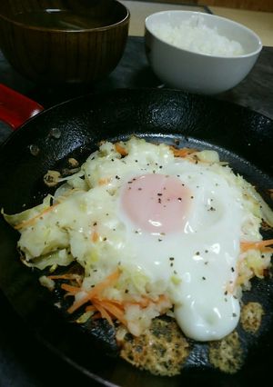 ポテサラとチーズの巣ごもり目玉焼き。-レシピのメイン写真