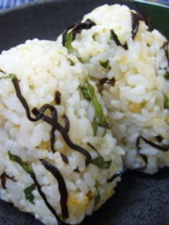 大葉おかか塩昆布おにぎり-レシピのメイン写真