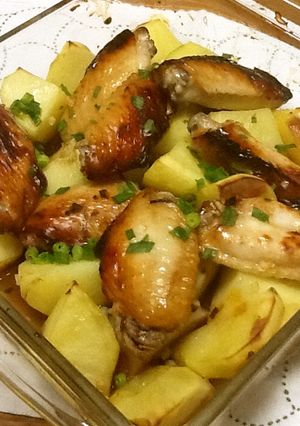 鶏手羽先・じゃがいもの蜂蜜オーブン焼き-レシピのメイン写真