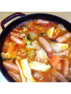 トマト缶で簡単本格トマト鍋-レシピのメイン写真