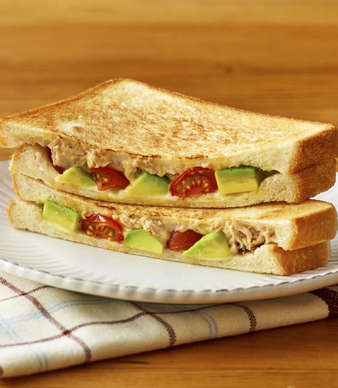 アボカドとトマトのホットサンド-レシピのメイン写真
