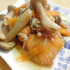 รูปของ サーモンのトローリ♪きのこあん