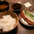 祭太鼓再現レシピ1梅ぽんずカツ丼定食。