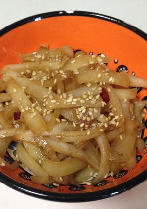 大根の皮でキンピラ-レシピのメイン写真