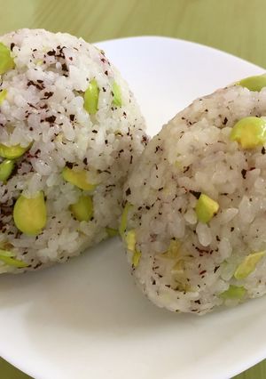 ☆枝豆 ゆかり 味噌 おにぎり-レシピのメイン写真