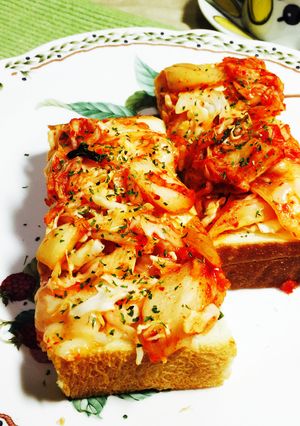 キムチキャベツチーズトースト-レシピのメイン写真