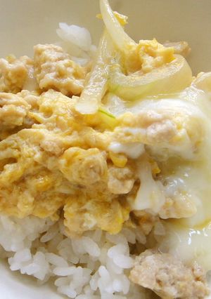 鶏ひき肉の親子丼-レシピのメイン写真