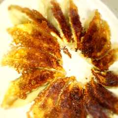 รูปของ 失敗しない！簡単♪パリパリ餃子の焼き方
