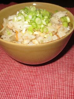 味付けは液味噌だけのツナ缶の炊き込みご飯-レシピのメイン写真