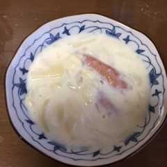 รูปของ 簡単　じゃがいも玉ねぎウィンナーの牛乳煮