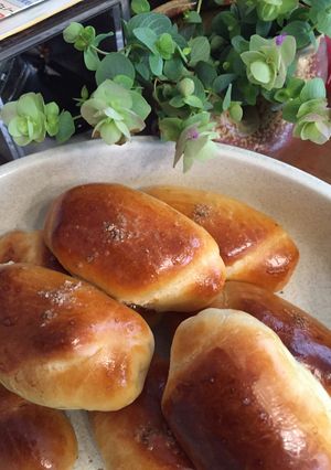 チーズ入り塩バターロール-レシピのメイン写真