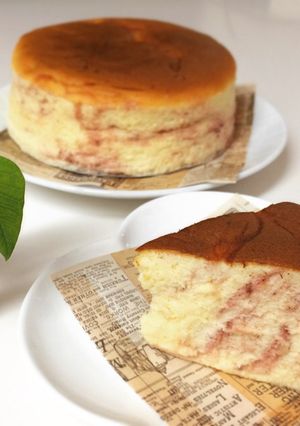 ストロベリーマーブルスフレチーズケーキ-レシピのメイン写真