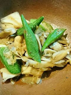 オクラと舞茸の梅おかか炒め-レシピのメイン写真