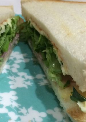 カフェ風★シャキシャキレタスホットサンド-レシピのメイン写真