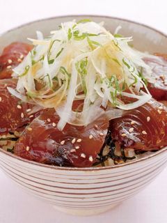 薬味たっぷりかつおのづけ丼-レシピのメイン写真