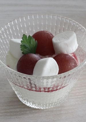 ぶどうコンポートＤＥヨーグルトデザート-レシピのメイン写真