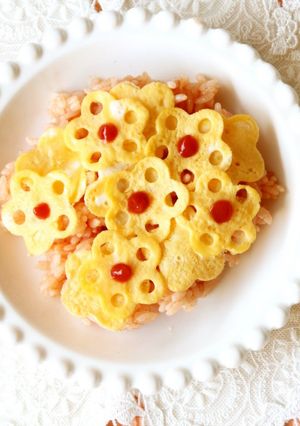 お花畑のオムライス-レシピのメイン写真