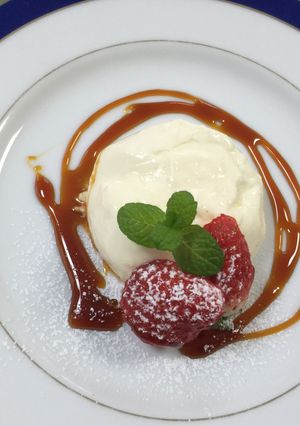 本格イタリアンのパンナコッタ-レシピのメイン写真