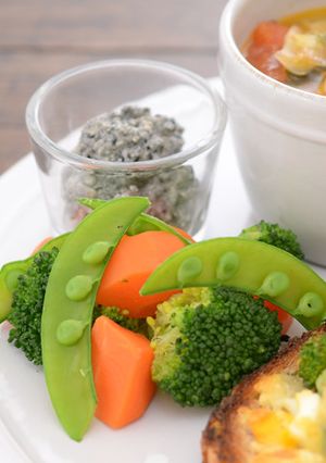妊娠、授乳に！温野菜のごま豆腐ディップ-レシピのメイン写真