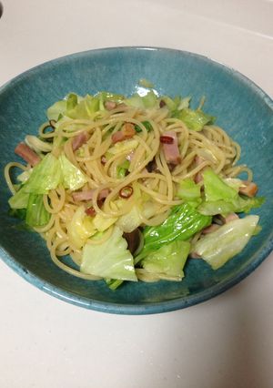 キャベツと厚切りベーコンのペペロンチーノ-レシピのメイン写真