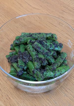 黒ごまで★いんげんの胡麻和え-レシピのメイン写真