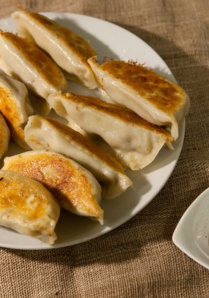 皮もラー油も自家製！手作り餃子-レシピのメイン写真
