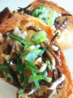 兵庫春の味覚☆いかなごの釘煮トースト-レシピのメイン写真