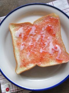 イチゴミルクトースト-レシピのメイン写真