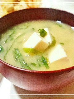 汁物100選☆大豆の煮汁で豆腐のお味噌汁-レシピのメイン写真