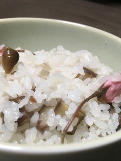 桜の花の簡単おこわ-レシピのメイン写真