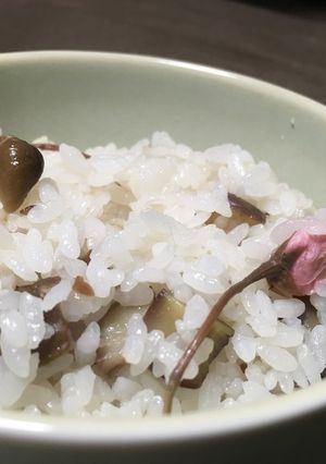 桜の花の簡単おこわ-レシピのメイン写真