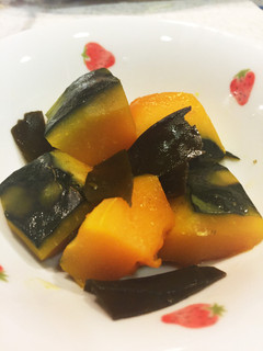 一緒に煮た昆布も美味しい♡かぼちゃの煮物-レシピのメイン写真