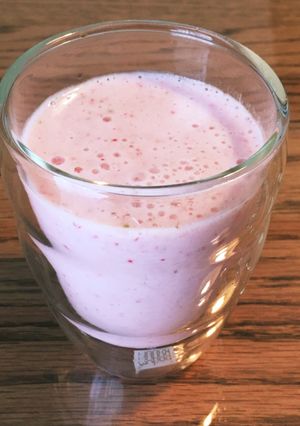 腸活効果☆苺バナナヨーグルトスムージー-レシピのメイン写真