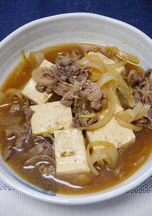 初めてでも簡単♪基本の肉豆腐(つゆだく)-レシピのメイン写真