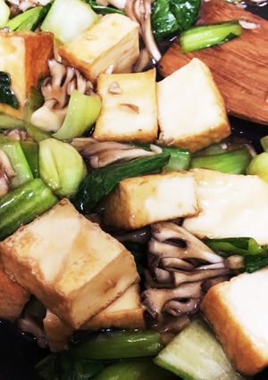 青梗菜と舞茸のヘルシー中華炒めin厚揚げ-レシピのメイン写真