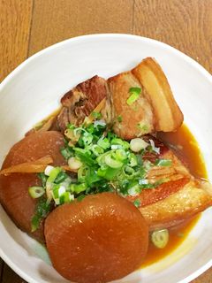 豚バラ肉ブロックと大根の味噌煮込み-レシピのメイン写真