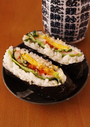 おにぎらずし☆手巻きずし味「おにぎらず」-レシピのメイン写真