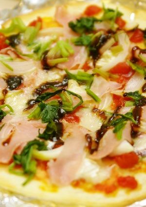 八丁味噌とラーマのコラボピザ-レシピのメイン写真