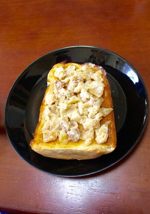 簡単りんごジャムクリチ蜂蜜和えトースト-レシピのメイン写真