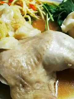 圧力鍋で簡単!キャベツが美味しい蒸し鶏-レシピのメイン写真