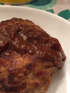 カレーソースの野菜たっぷりハンバーグ-レシピのメイン写真