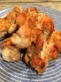 鶏手羽元の炒め揚げ。クレイジーソルト味-レシピのメイン写真