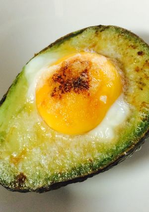 アボカドまるごと-レシピのメイン写真