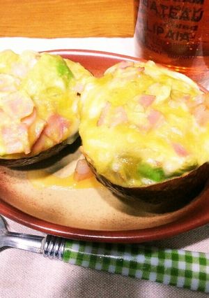 とろとろチーズ＊エビとアボカドのココット-レシピのメイン写真