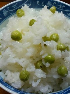 うすいえんどう 春の炊き込み豆ごはん-レシピのメイン写真