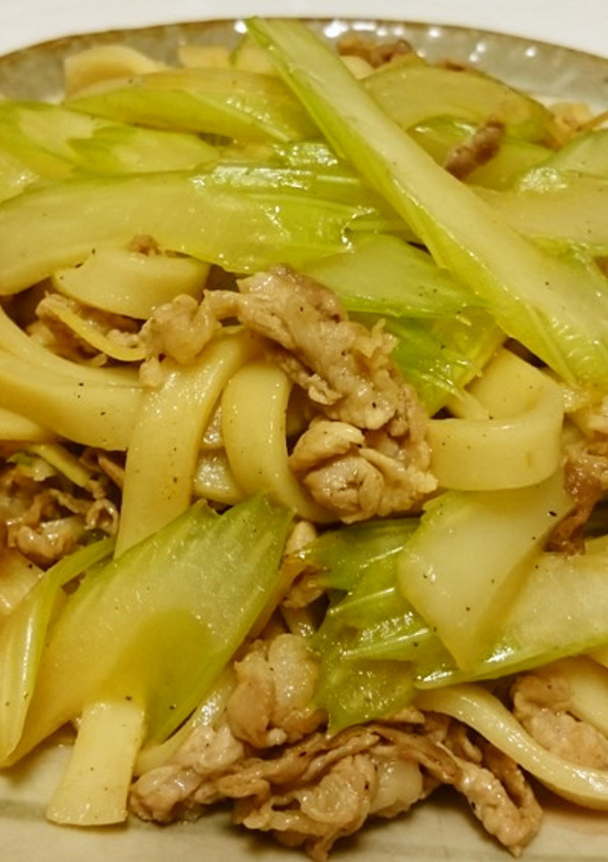 セロリと豚の焼きうどん-レシピのメイン写真